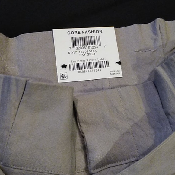 INC INTERNATIONAL CONCEPTS SHORTS - Picture 7 of 8